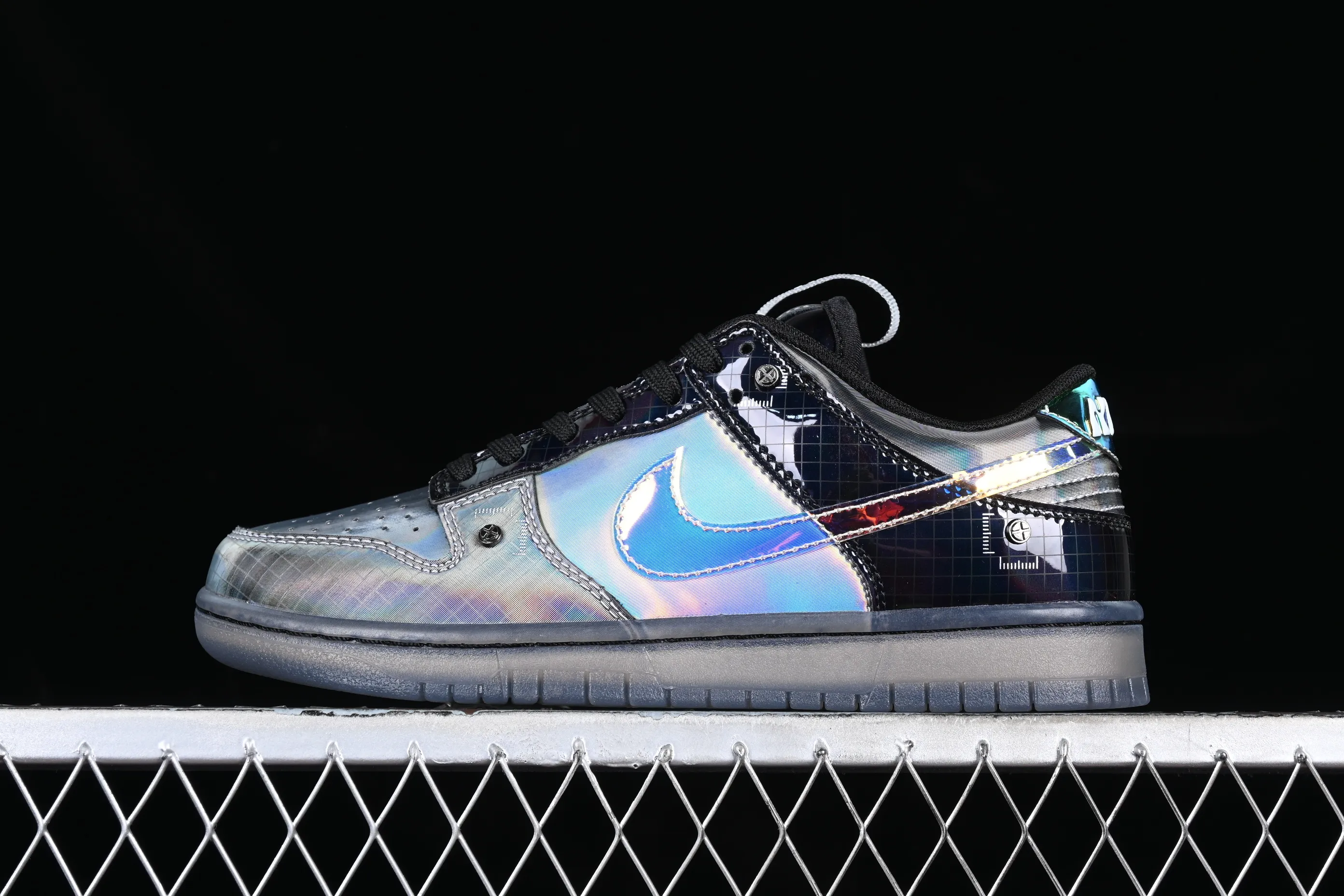 All categories Nk SB Dunk series Nk SB Dunk Low low-top sneakers Nk Dunk Low "Hyperflat" black, gray, and yellow laser gradient SB low-top casual sneakers FV3617-001